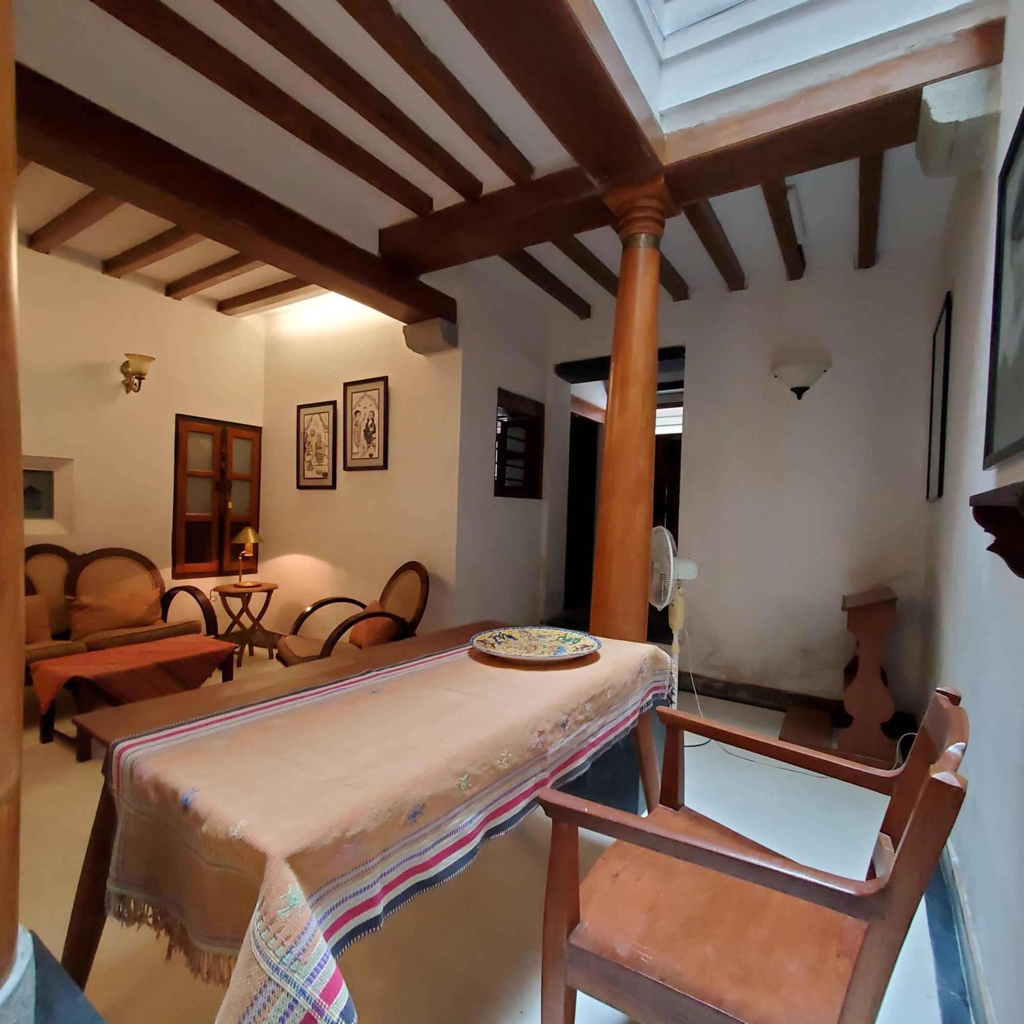 Kariappa House Hotel ปอนดิเชอรี ภายนอก รูปภาพ